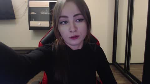 Laralianna online show from 01-07-25, 04:39