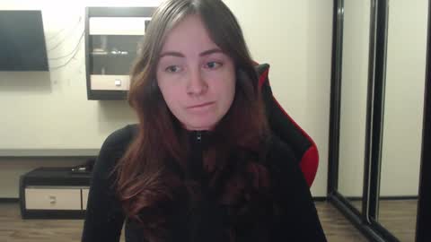 Laralianna online show from 02-06-25, 06:13