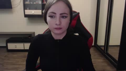 Laralianna online show from 03-02-25, 07:56