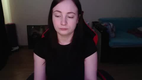 Snapshot of laralianna chatting on 04-03-26, 12:03 Laralianna online show from 04-03-26, 12:03