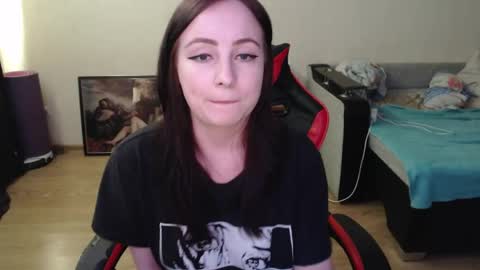 Snapshot of laralianna chatting on 05-09-26, 12:32 Laralianna online show from 05-09-26, 12:32