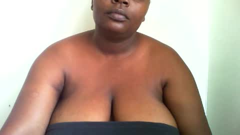 laralovex online show from 01-14-25, 10:59