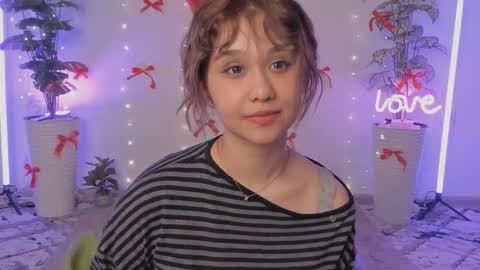 Snapshot of laramiaa chatting on 03-13-26, 08:26 Lara online show from 03-13-26, 08:26