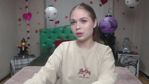 LaraPika online show from 11-04-25, 06:07