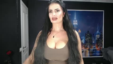 laras_moans online show from 06-27-26, 08:30