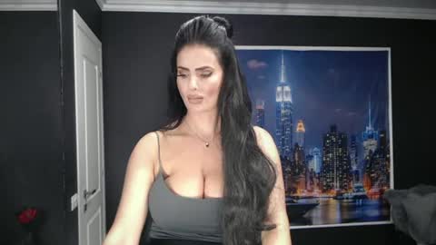 laras_moans online show from 07-05-26, 08:43