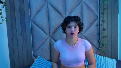 laraspark__ online show from 03-13-26, 11:39