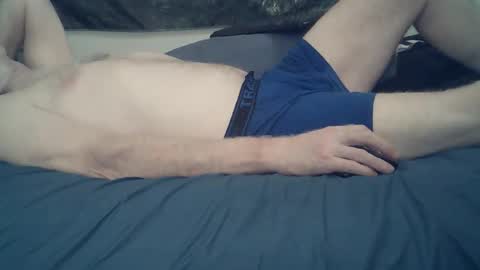 Snapshot of larbie chatting on 12-19-25, 10:33 Larbie online show from 12-19-25, 10:33