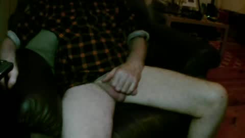 Snapshot of larbie chatting on 06-27-26, 12:22 Larbie online show from 06-27-26, 12:22