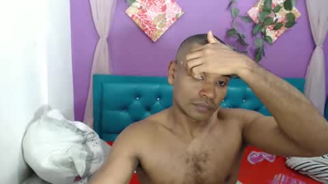 Snapshot of larenz_tate chatting on 06-05-26, 12:17 larenz_tate online show from 06-05-26, 12:17