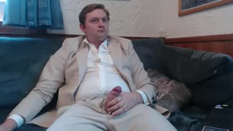 largebit17 online show from 11-24-25, 02:39