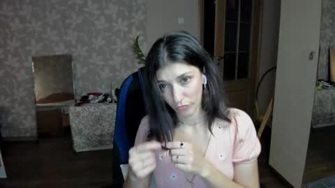 Larisa online show from 10-09-25, 08:18