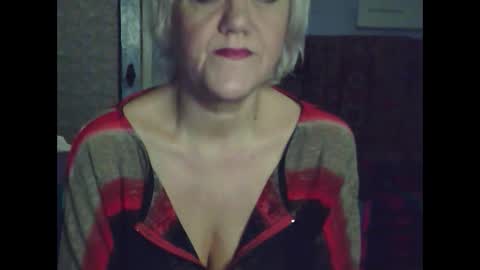 larisaq4ugo24 online show from 01-18-25, 07:49