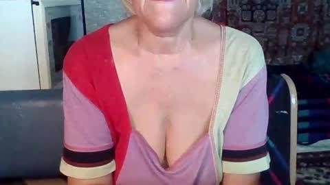 Snapshot of larisaq4ugo24 chatting on 07-14-26, 11:05 larisaq4ugo24 online show from 07-14-26, 11:05