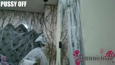 Snapshot of larissa01_ chatting on 11-09-25, 02:32 Lari online show from 11-09-25, 02:32