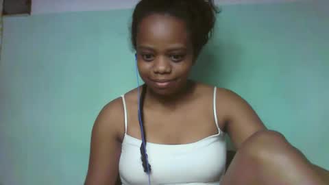 larissa645771 online show from 09-30-25, 07:02