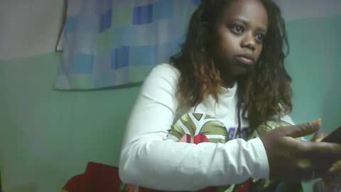 larissa645771 online show from 10-18-25, 08:26