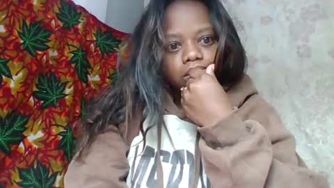 larissa645771 online show from 06-26-26, 03:22