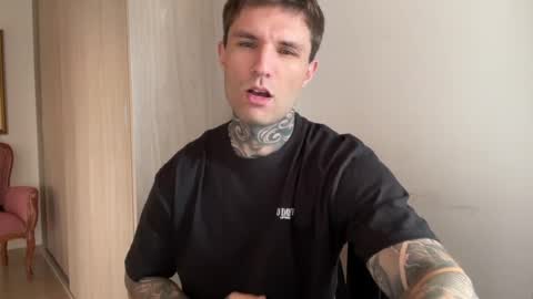 Snapshot of larsskeet chatting on 06-28-26, 05:08 larsskeet online show from 06-28-26, 05:08