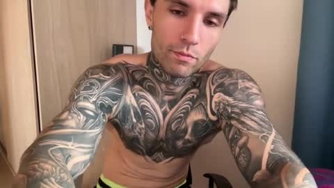 Snapshot of larsskeet chatting on 07-05-26, 04:36 larsskeet online show from 07-05-26, 04:36