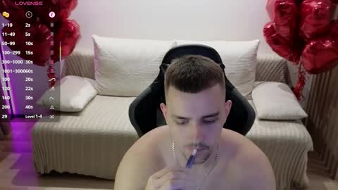 Snapshot of larstar01 chatting on 11-01-25, 11:51 Lars online show from 11-01-25, 11:51