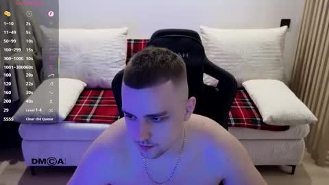 Snapshot of larstar01 chatting on 03-12-26, 11:00 Lars online show from 03-12-26, 11:00