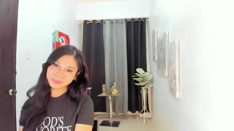 Snapshot of lartvier69xxx chatting on 02-04-26, 08:53 larth online show from 02-04-26, 08:53