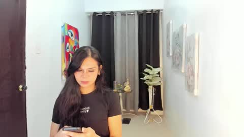 Snapshot of lartvier69xxx chatting on 02-09-26, 10:30 larth online show from 02-09-26, 10:30