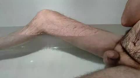 Snapshot of lary0078 chatting on 06-11-26, 11:58 Lary78 online show from 06-11-26, 11:58