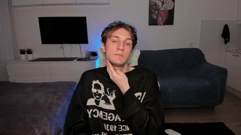 Snapshot of lastnight4you chatting on 12-22-24, 01:01 acie online show from 12-22-24, 01:01