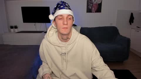 Snapshot of lastnight4you chatting on 12-28-24, 02:11 acie online show from 12-28-24, 02:11