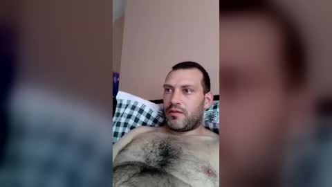 Snapshot of laszloszilagyi925 chatting on 06-17-26, 03:24 laszloszilagyi925 online show from 06-17-26, 03:24
