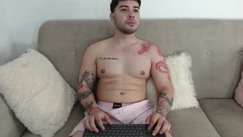 YOUR BABY online show from 01-11-26, 11:43