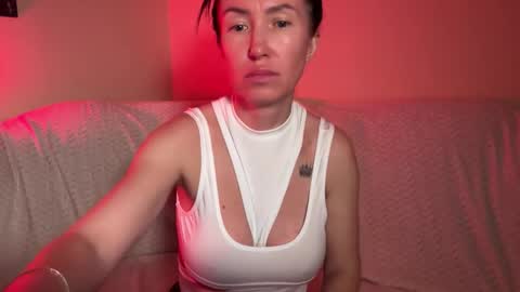 Snapshot of latebloomtati chatting on 04-22-26, 09:16 Goddess Tati Bangs Fetish online show from 04-22-26, 09:16