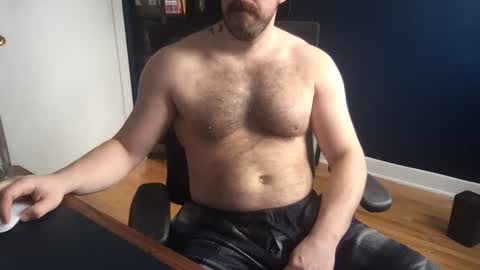 Snapshot of latenightlunch chatting on 02-27-26, 03:12 Latenightlunch online show from 02-27-26, 03:12