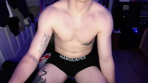 Snapshot of latepleasures chatting on 02-28-25, 08:09 latepleasures online show from 02-28-25, 08:09