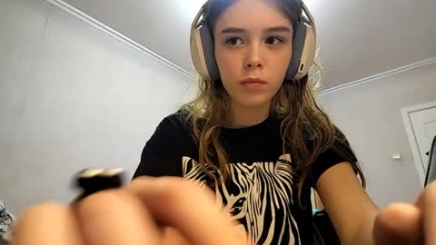 Linet online show from 04-02-26, 12:36