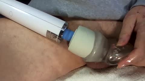 Latexblade online show from 02-13-25, 10:54