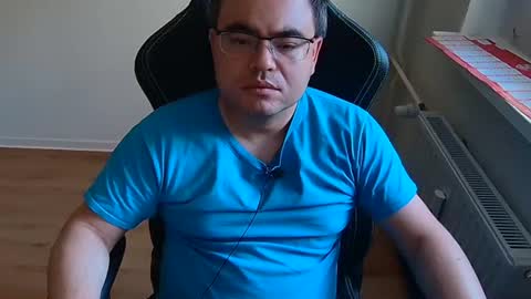 latexboy893 online show from 06-21-26, 05:04