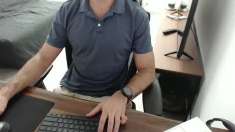 Snapshot of latexdave84 chatting on 11-19-25, 02:00 latexdave84 online show from 11-19-25, 02:00