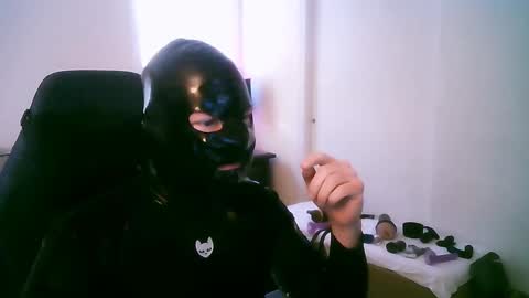 latexminheadroom online show from 03-09-25, 08:42