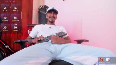 Snapshot of latin_blackmen chatting on 03-07-26, 12:02 latin_blackmen online show from 03-07-26, 12:02