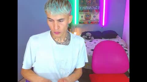 latin_boysxxx_ online show from 10-27-25, 02:48