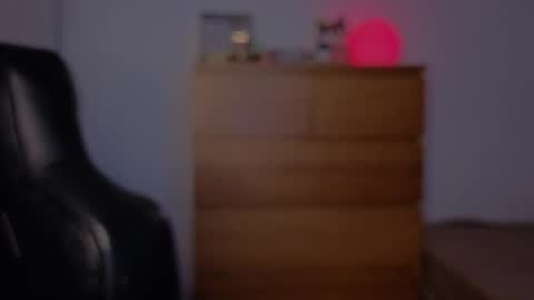 Snapshot of latin_luxury_i chatting on 09-22-25, 06:37 Free OF online show from 09-22-25, 06:37