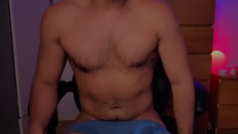 Snapshot of latin_luxury_i chatting on 10-16-25, 05:52 Free OF online show from 10-16-25, 05:52