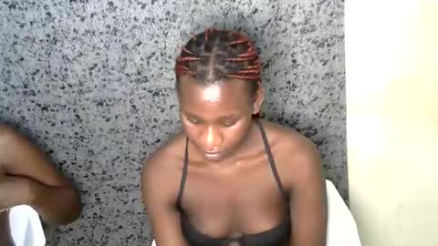 Snapshot of latina_ebony1 chatting on 11-26-25, 06:09 Latina online show from 11-26-25, 06:09