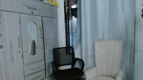 latina_queen0 online show from 07-18-26, 11:19