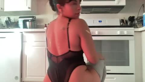 latinadancer23 online show from 07-24-26, 12:52