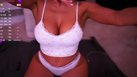 Latina online show from 04-23-26, 06:21
