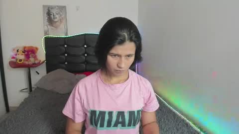 Snapshot of latinaqueen023 chatting on 05-06-26, 03:50 Luna online show from 05-06-26, 03:50